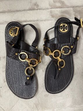 Tory Burch Black Leather Thong Sandals with Gold Ring Hardware